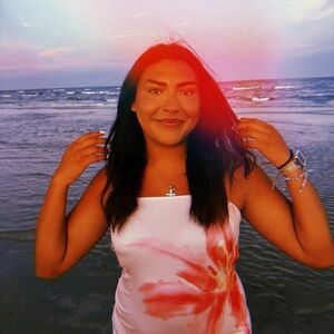 Meet your Posher, Reneé